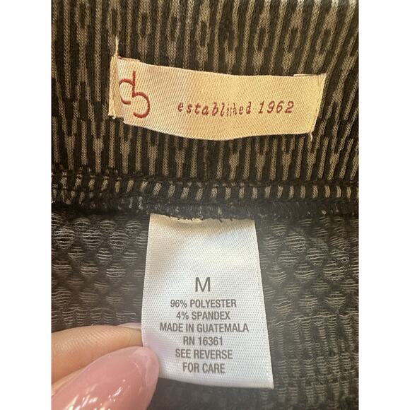 NWT Dressbarn Pleated Gray Geomteric Print Full A Line Skirt Women’s Size Medium - Picture 3 of 8